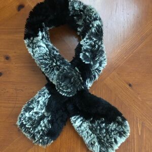 Elegant Black and Gray Real Rabbit Fur Scarf